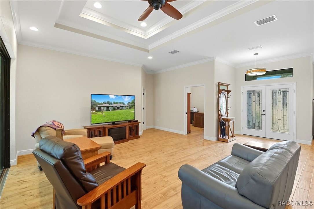 27 Woodfield Circle