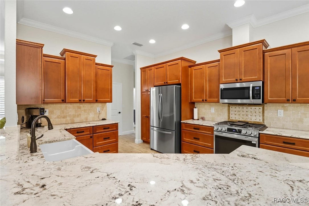 27 Woodfield Circle