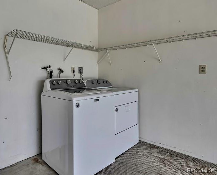 3535 E Foxwood Court