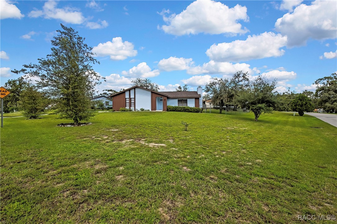 3535 E Foxwood Court