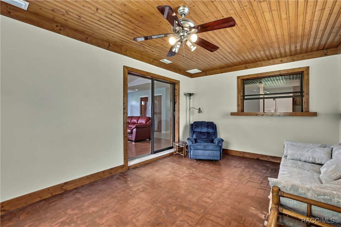 3535 E Foxwood Court