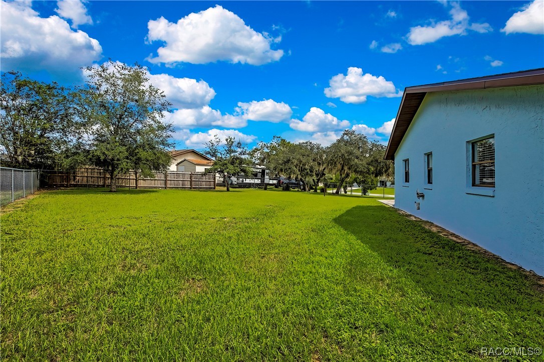 3535 E Foxwood Court