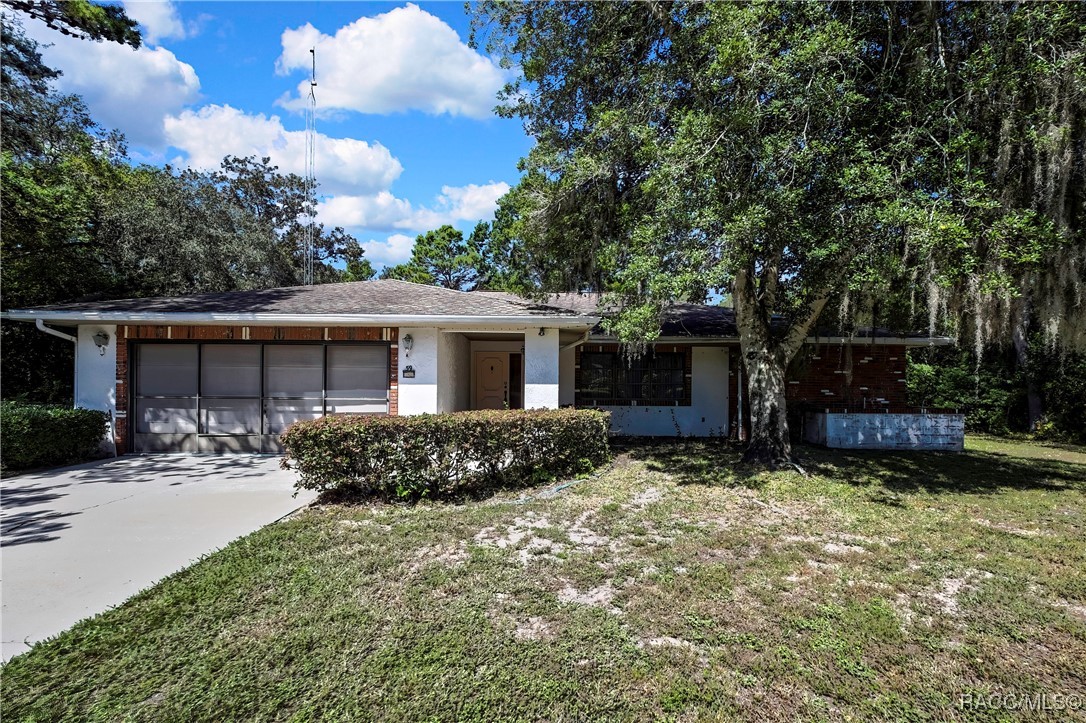 59 & 61 Oak Village Boulevard