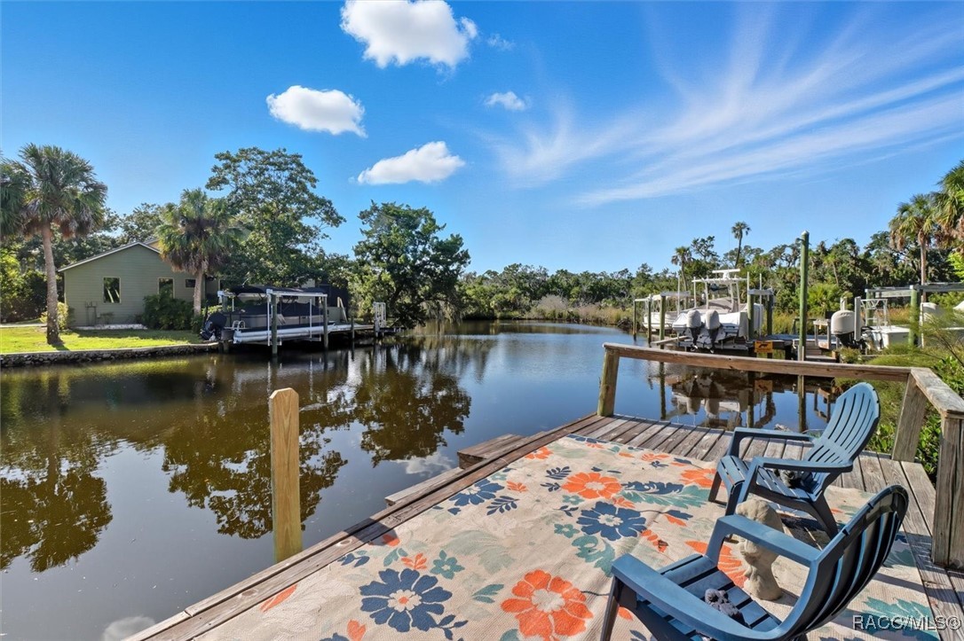 11950 W Waterway Drive