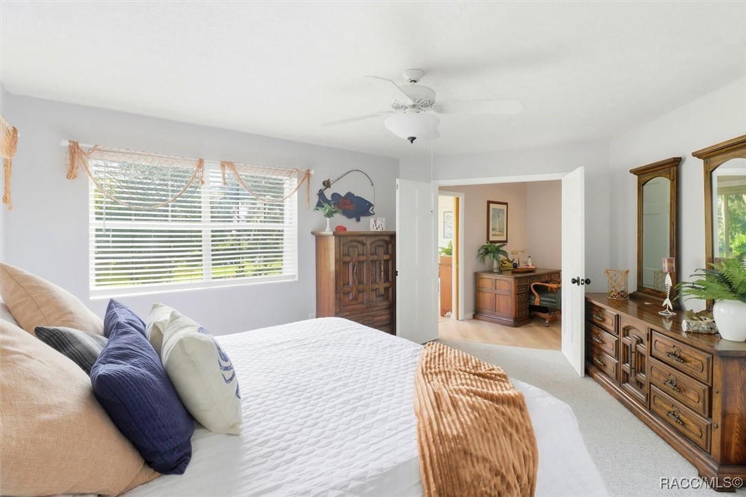 11950 W Waterway Drive