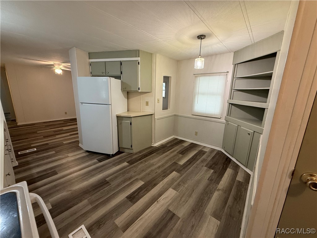 7362 S Spartan Avenue