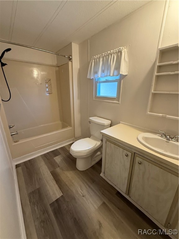 7362 S Spartan Avenue