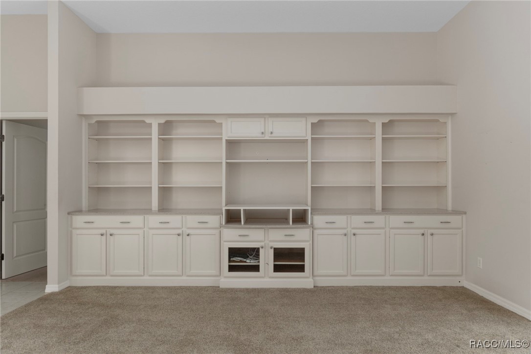 19 Livingstone Daisy Court