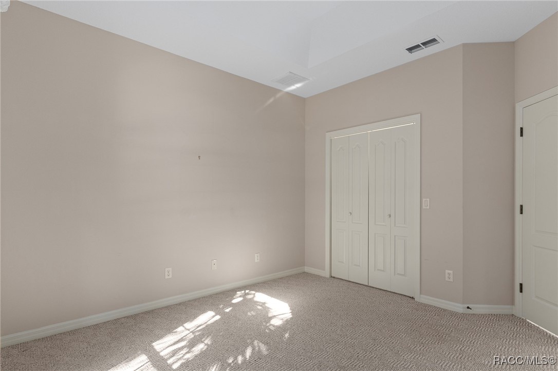 19 Livingstone Daisy Court