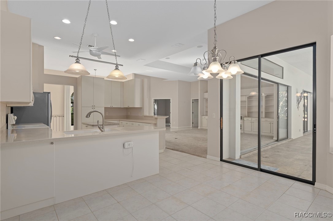 19 Livingstone Daisy Court