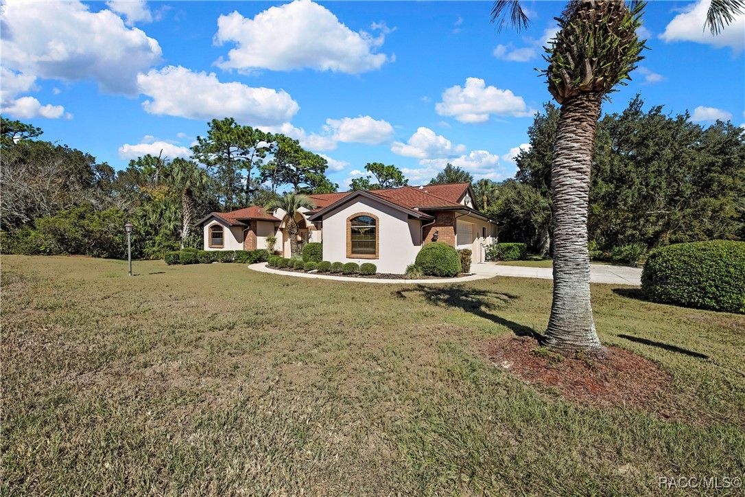 35 & 37 Hackberry Drive