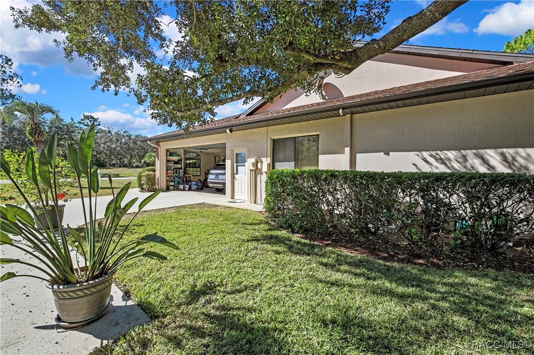 35 & 37 Hackberry Drive