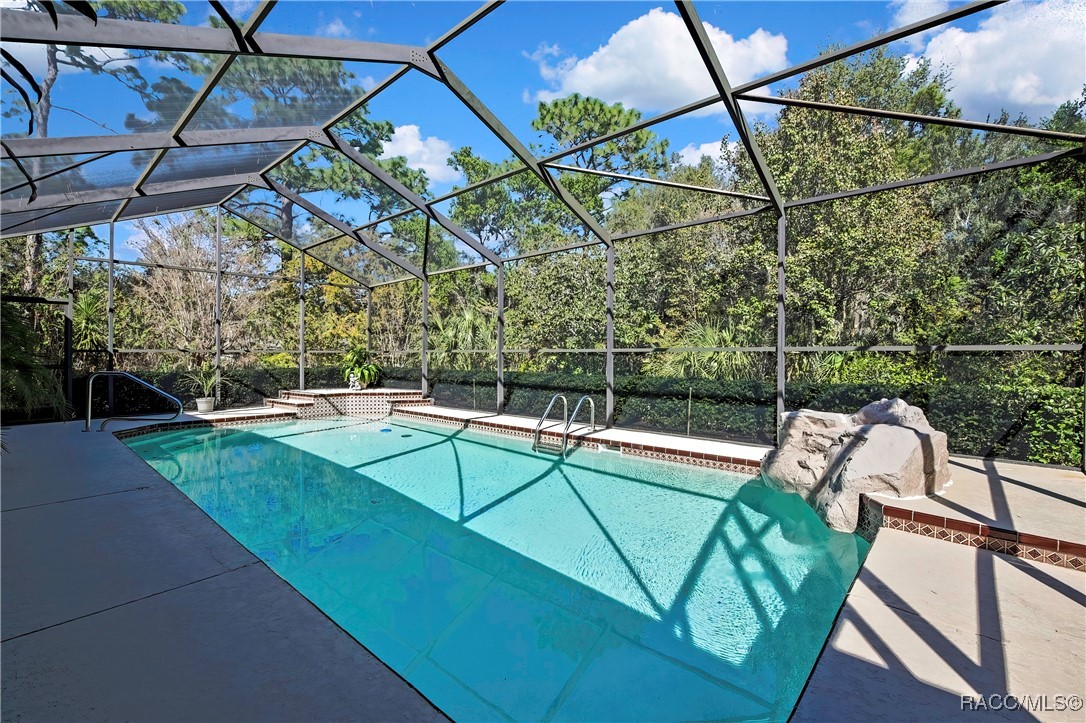 35 & 37 Hackberry Drive