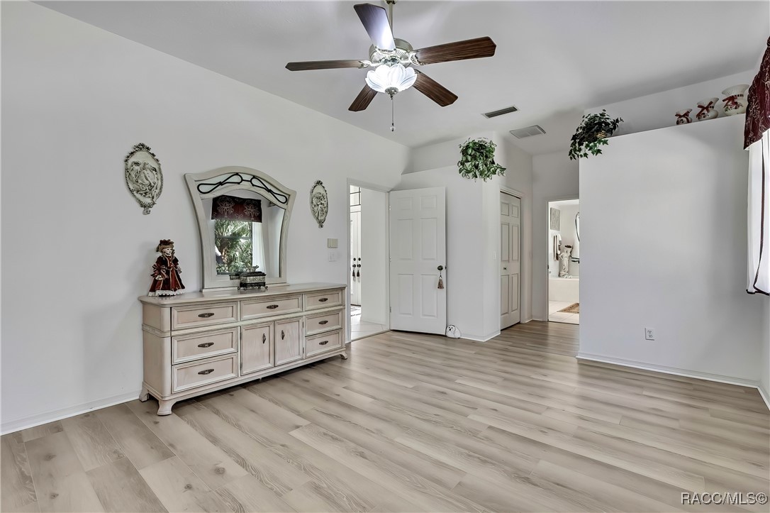 35 & 37 Hackberry Drive