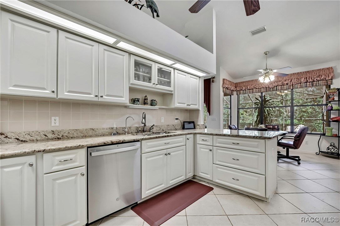 35 & 37 Hackberry Drive