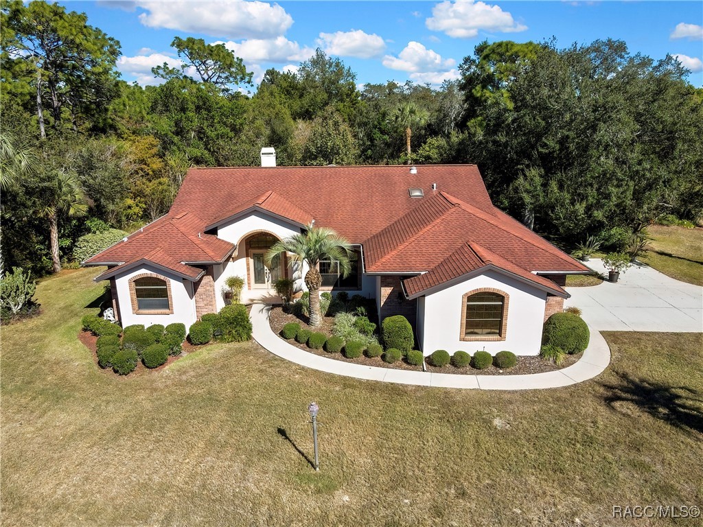 35 & 37 Hackberry Drive