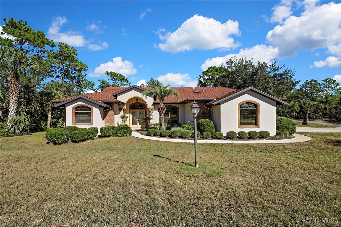 35 & 37 Hackberry Drive