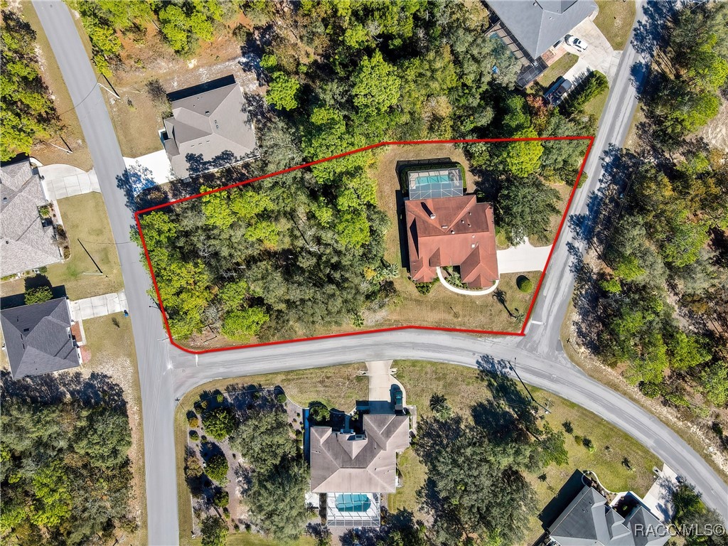 35 & 37 Hackberry Drive