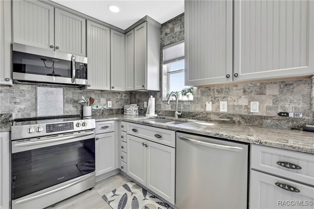 2855 N Rivers Edge Boulevard 213