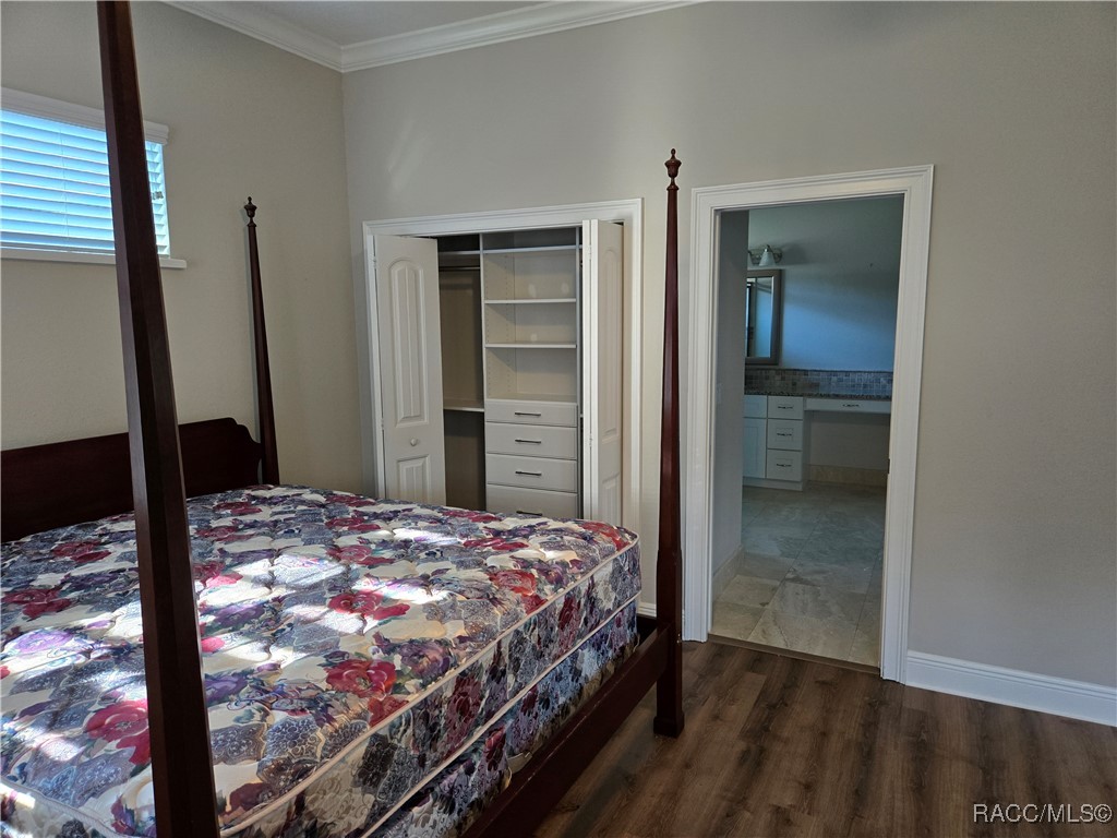 9322 S Deer Park Drive