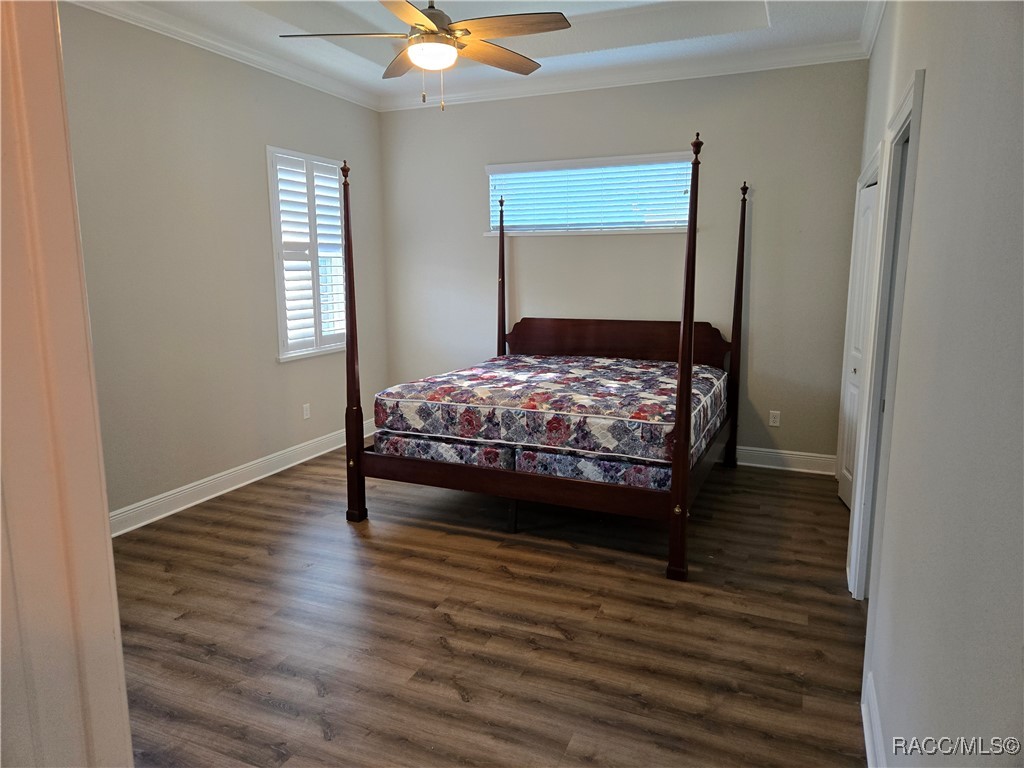 9322 S Deer Park Drive