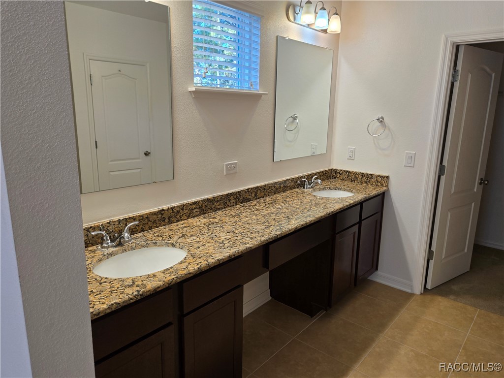 1 Greenpark Boulevard