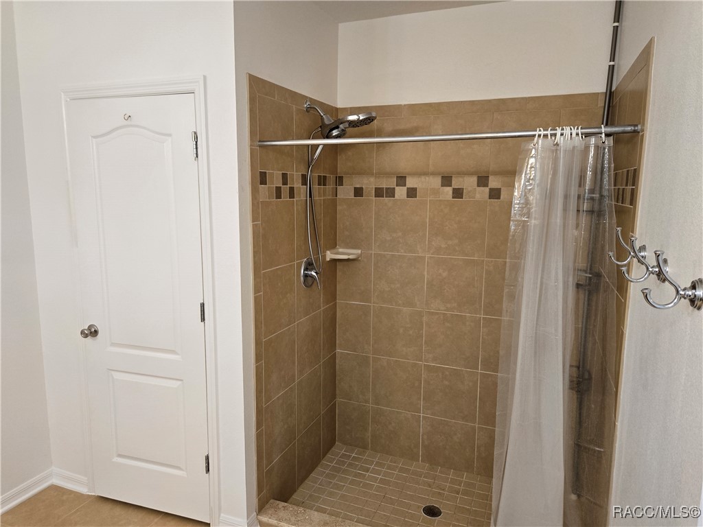 1 Greenpark Boulevard