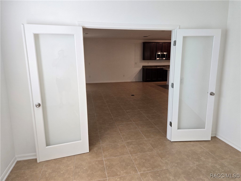 1 Greenpark Boulevard