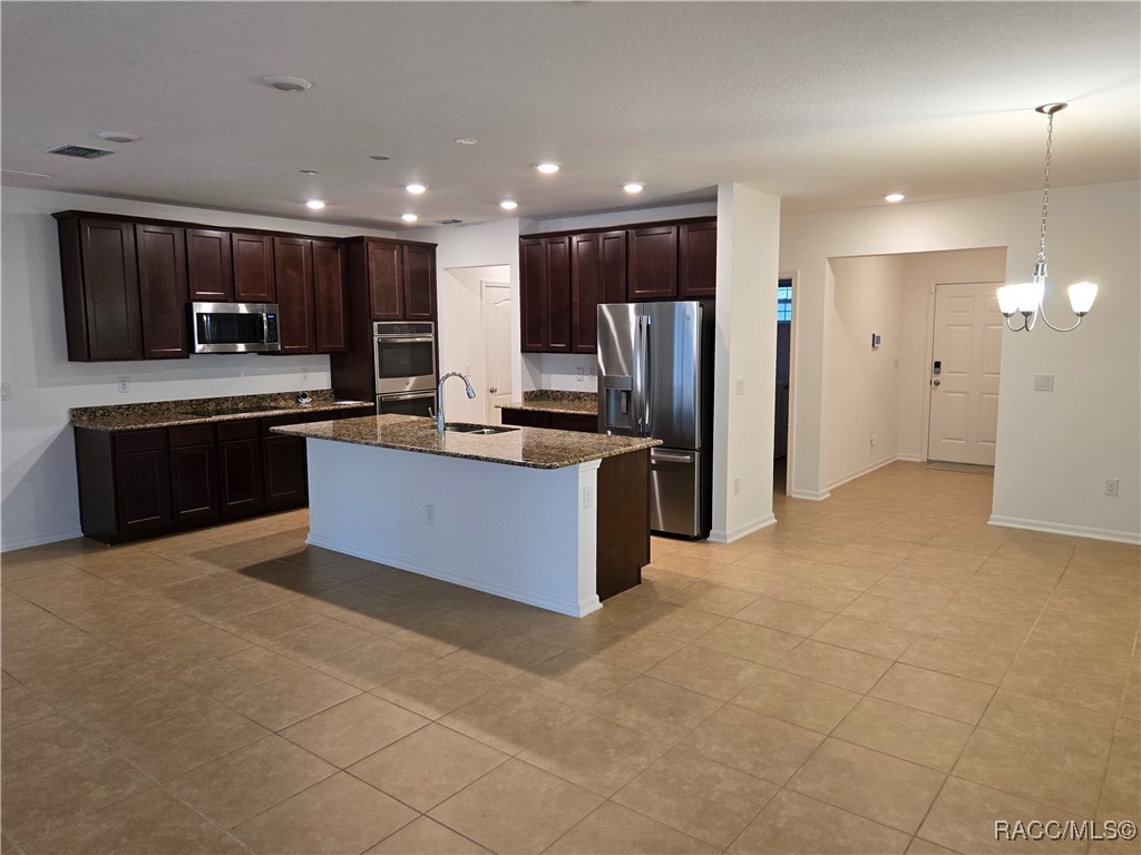 1 Greenpark Boulevard