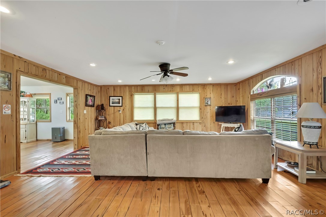 10170 W Yulee Drive
