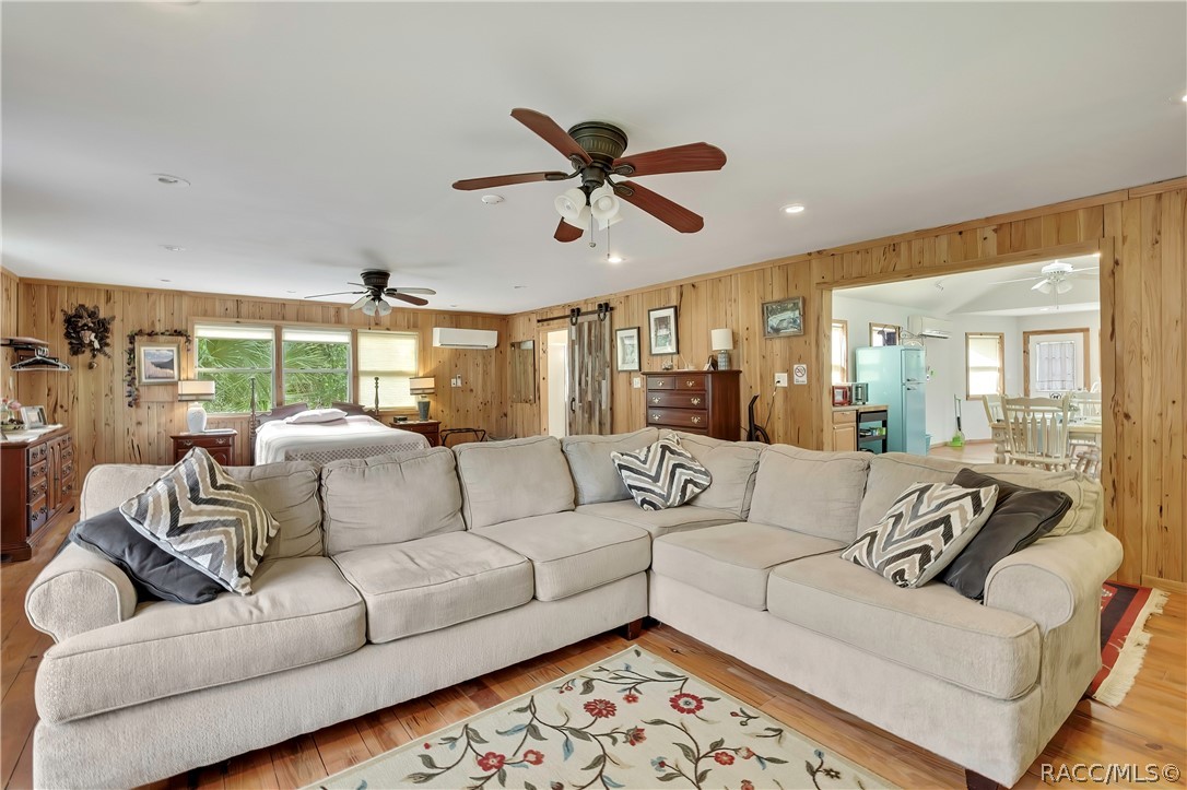 10170 W Yulee Drive