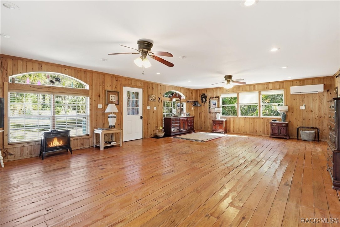 10170 W Yulee Drive