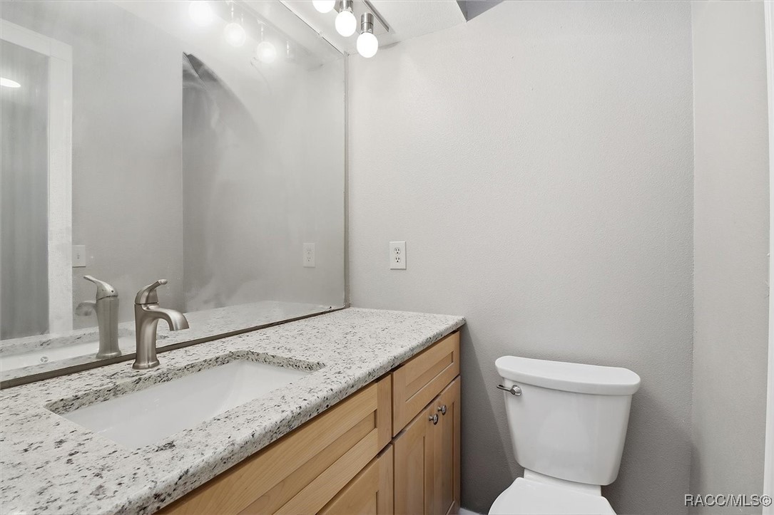 49 Douglas Street 23