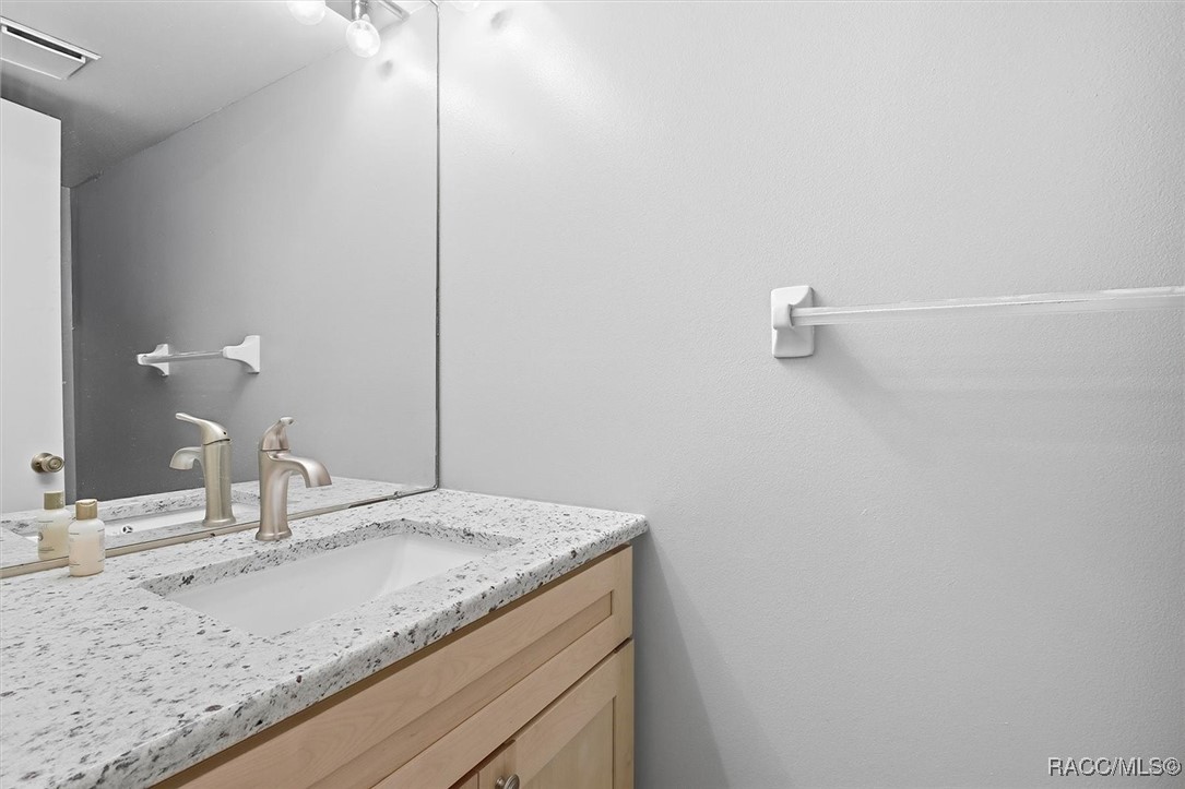 49 Douglas Street 23