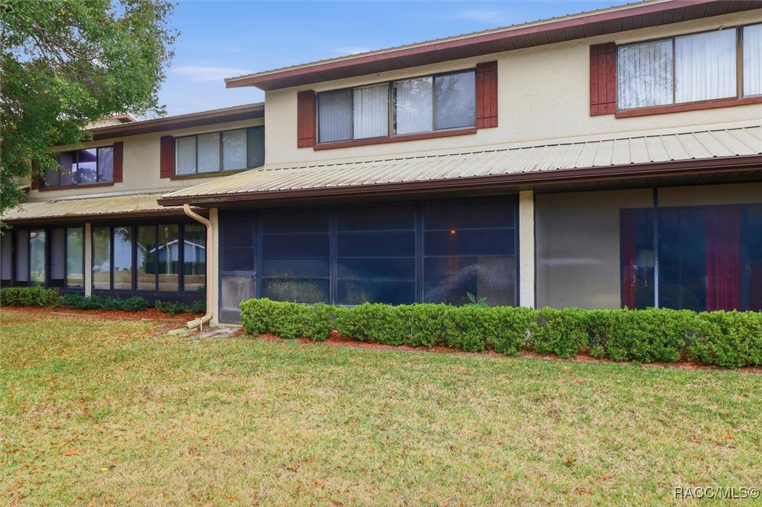 49 Douglas Street 23