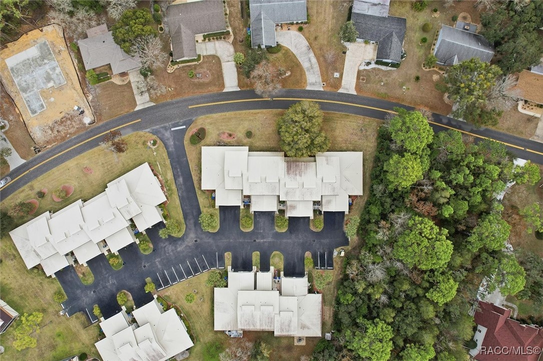 49 Douglas Street 23