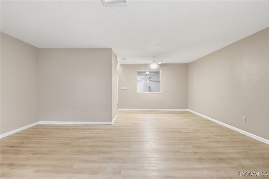 49 Douglas Street 23