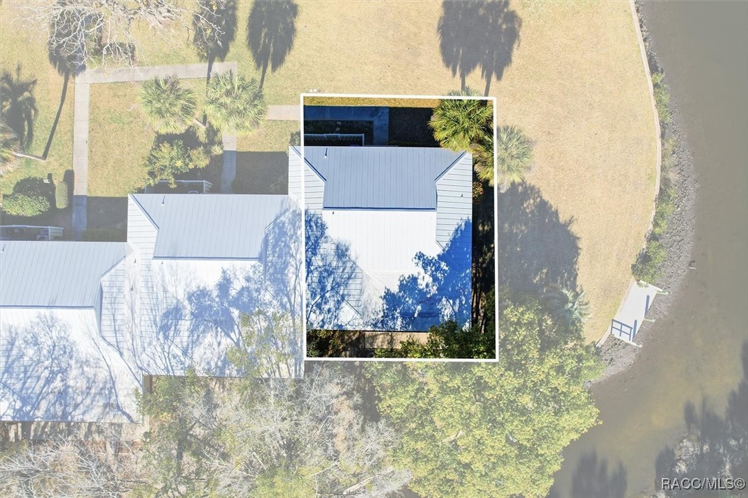 11372 W Bayshore Drive