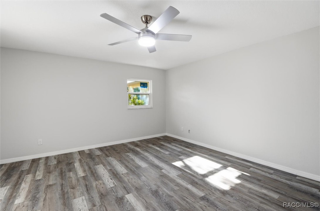 11372 W Bayshore Drive