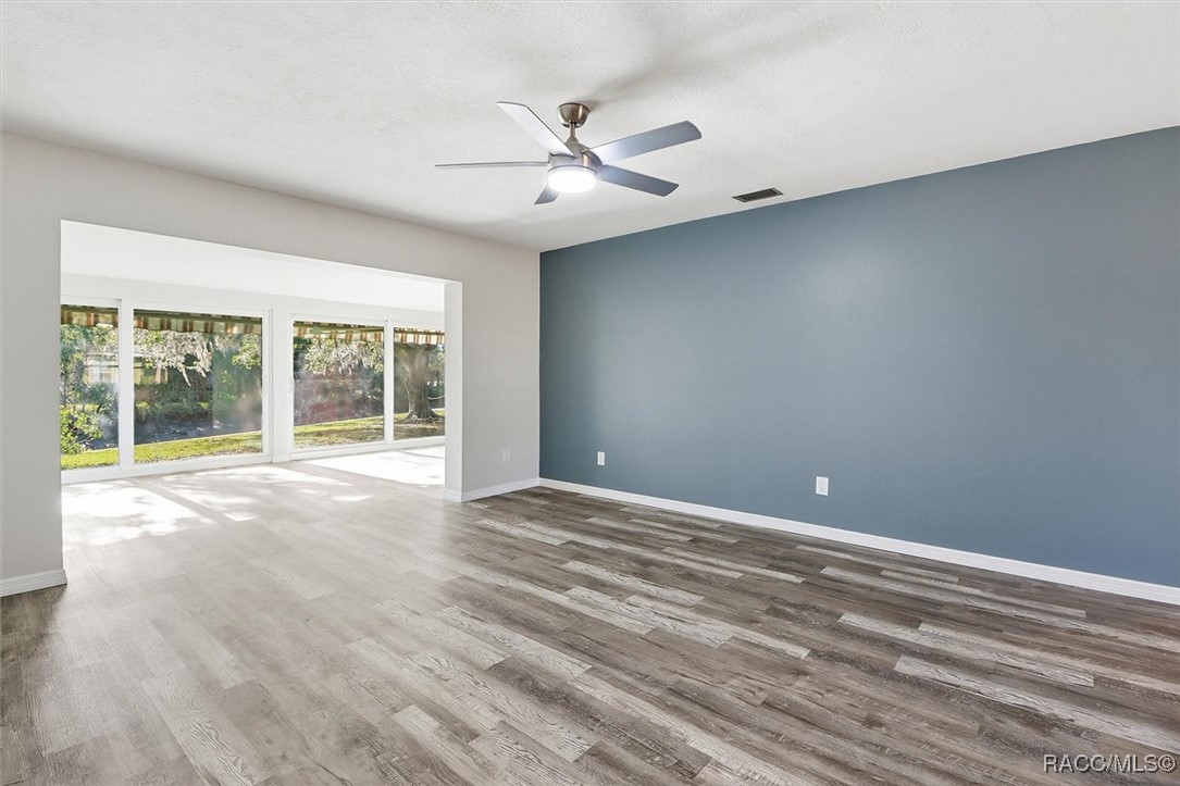 11372 W Bayshore Drive