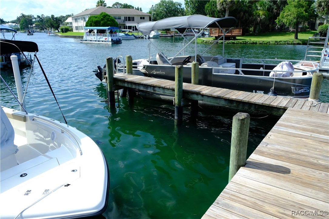 259 NW Bay Path Drive