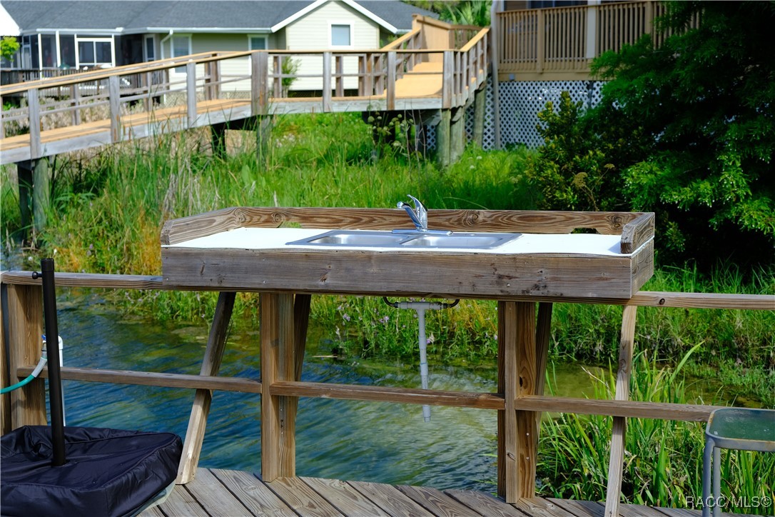 259 NW Bay Path Drive