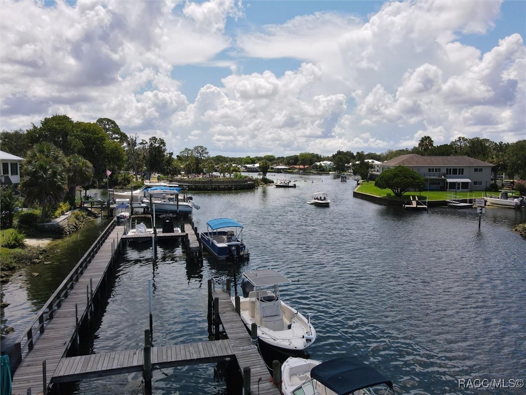 259 NW Bay Path Drive