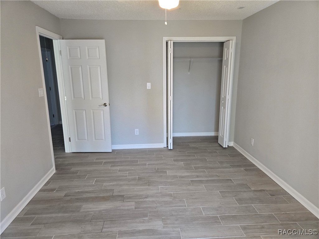 11599 W Kingfisher Court