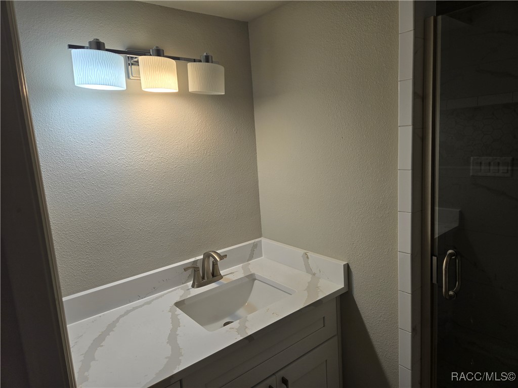 11599 W Kingfisher Court