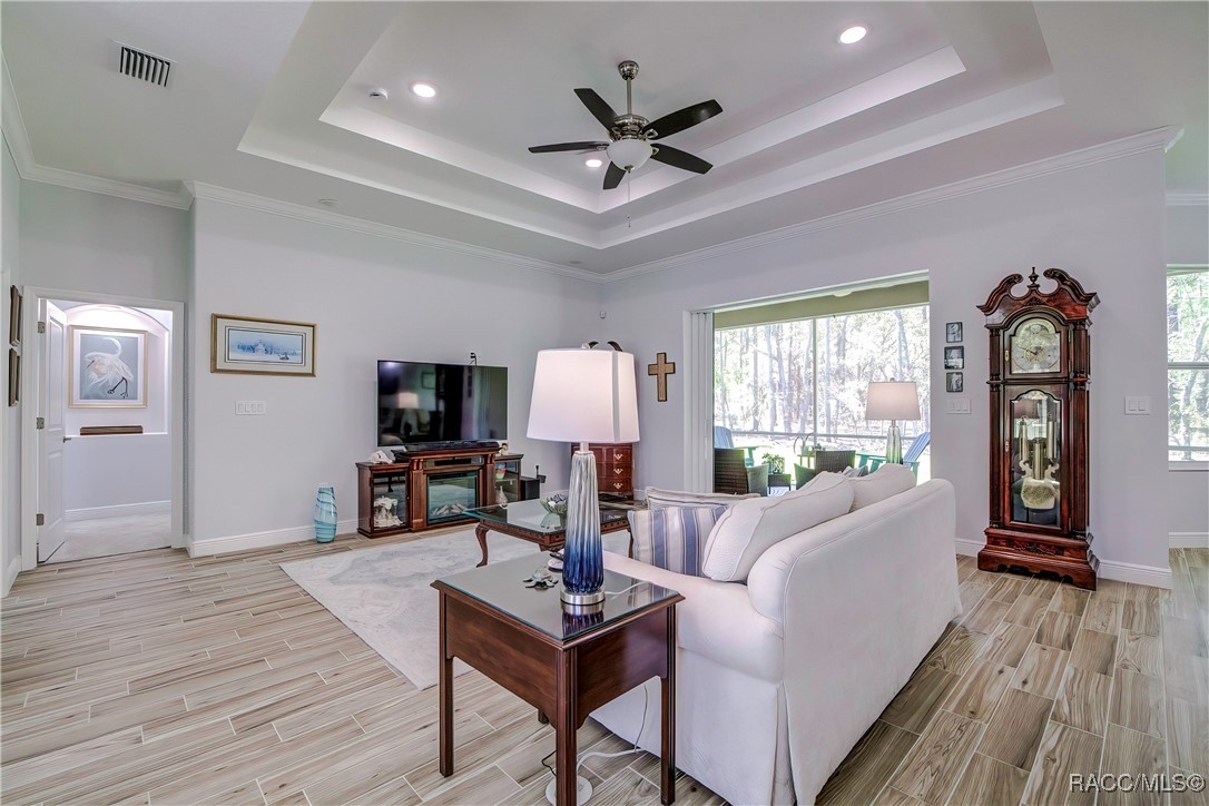 10 Milbark Court