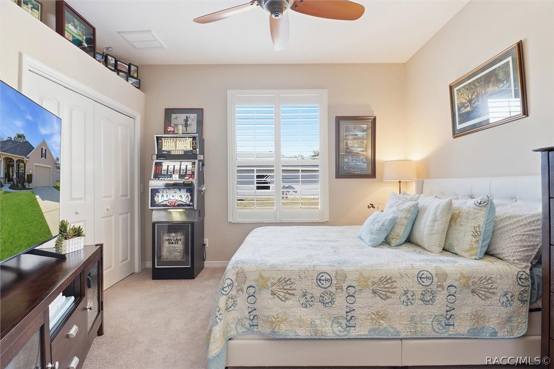 6 Carnation Court