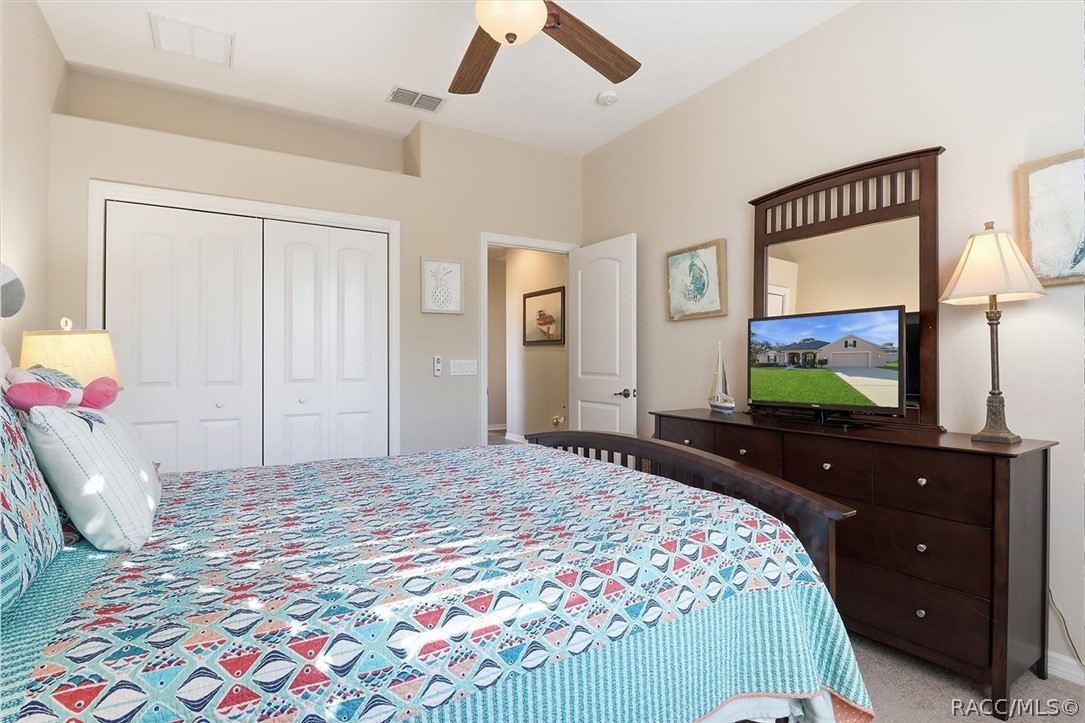 6 Carnation Court