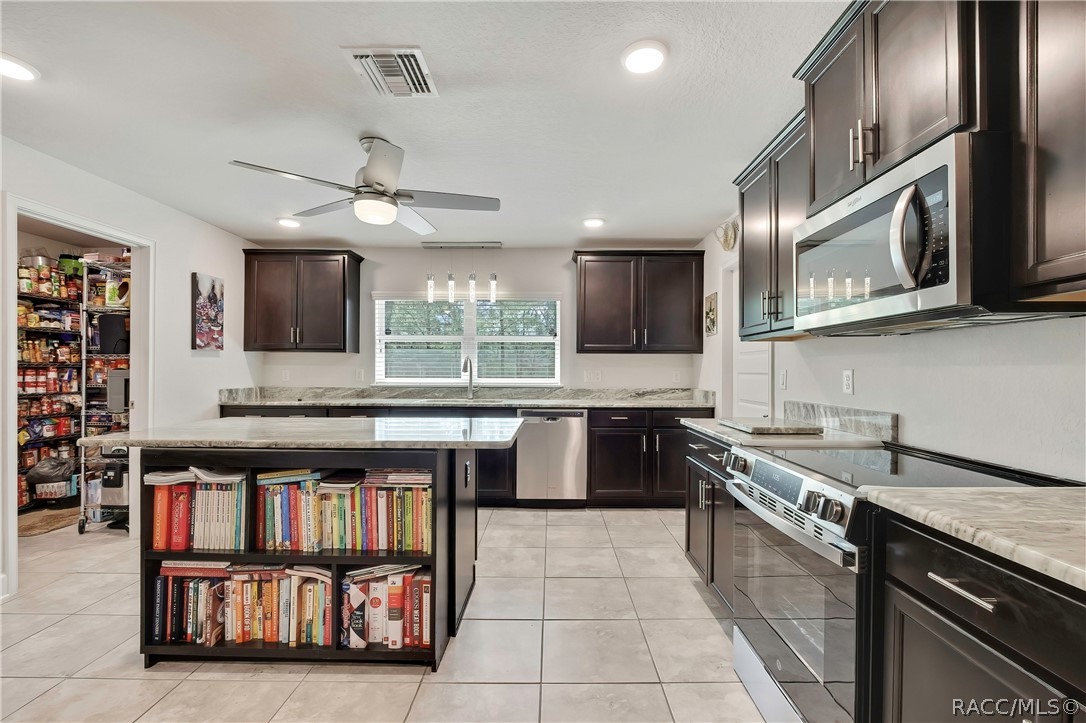 24 Tall Marigolds Court