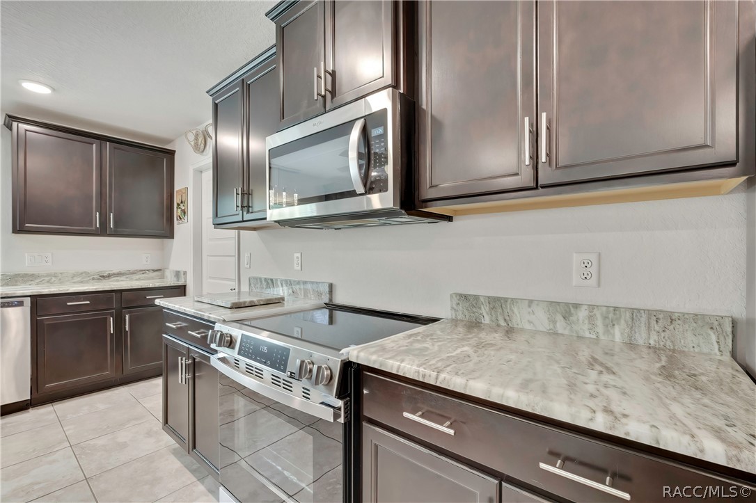 24 Tall Marigolds Court